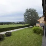 Kyriad Direct Épinal