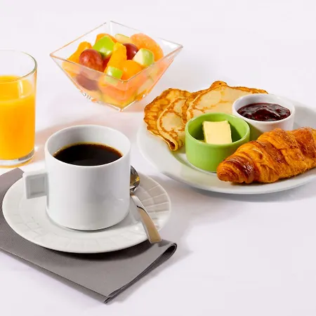 Kyriad Direct Hotel 2*