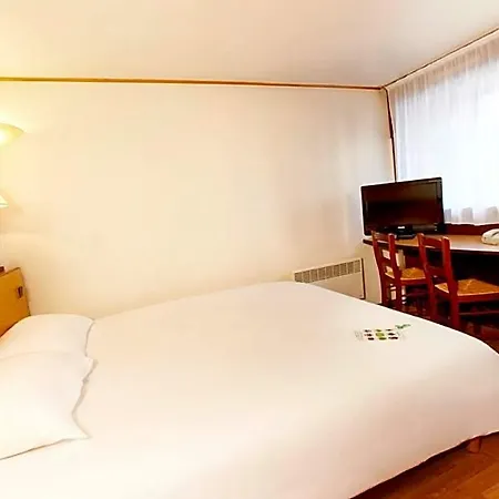 Szálloda Kyriad Direct 2*