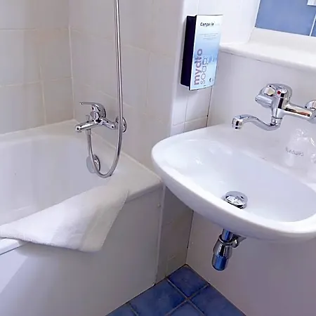 Szálloda Kyriad Direct 2*