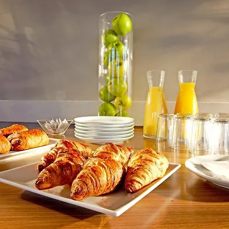 Kyriad Direct 2* Épinal