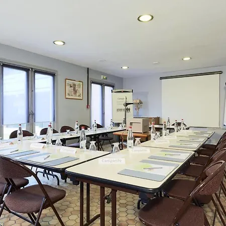 Hotel Kyriad Direct