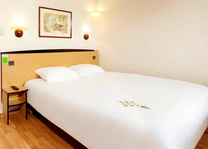 Kyriad Direct Hotel
