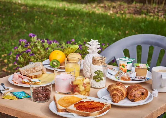 Kyriad Direct 2* Épinal