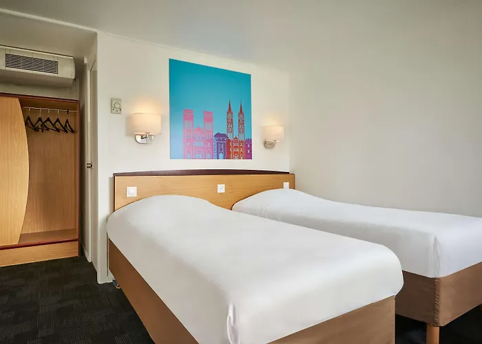 Kyriad Direct Hotel Épinal