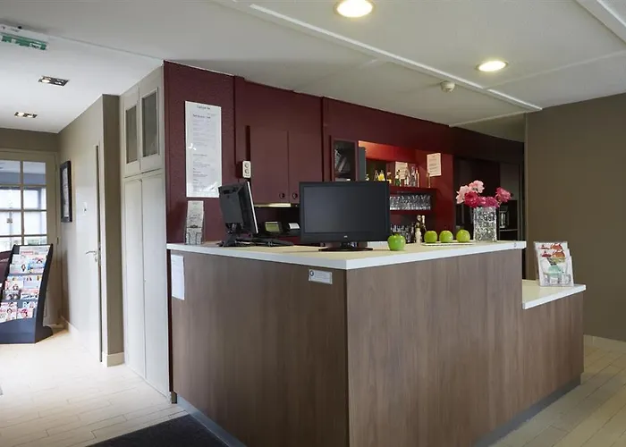 Kyriad Direct Hotel Épinal