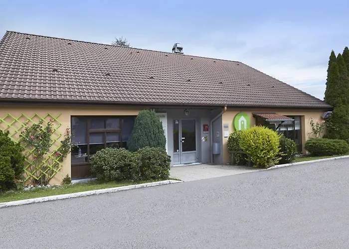 Kyriad Direct 2* 埃皮纳勒