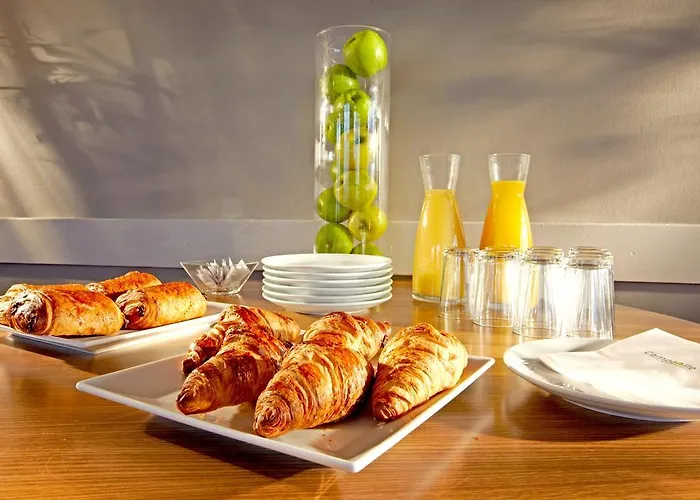 Kyriad Direct 2* Épinal