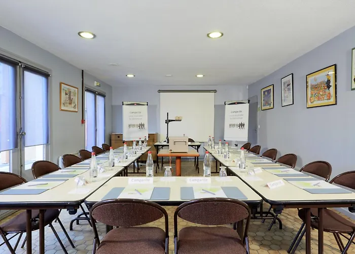 Hotel Kyriad Direct Épinal